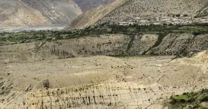 Fai un'escursione intorno a Jomsom