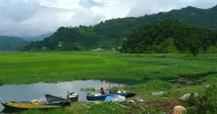 Wanderung entlang des Phewa-Sees