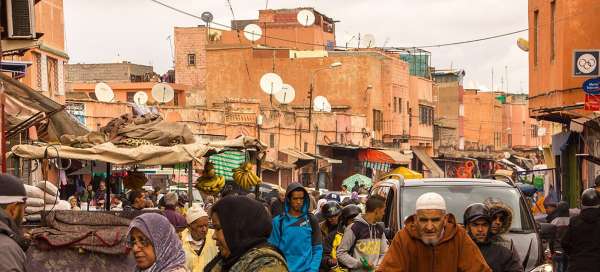 Życie w medynie w Marakeszu: Zakwaterowanie