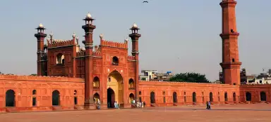 Visit of Badshahi mosque