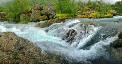 Escursione al lago Bondhusvatnet