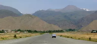 Cholpon Ata의 암각화 여행