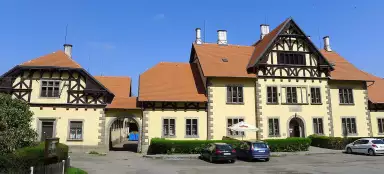 スラティニャニツアー