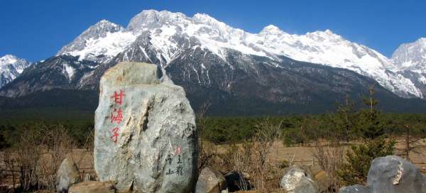 Ein Ausflug in die Berge von Jade Dragon: Einsteigen
