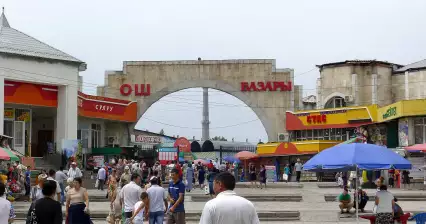 Oš bazaar in Bishkek