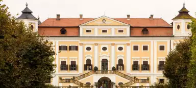 Un recorrido por los jardines del castillo de Milotice