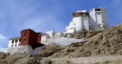 Namgyal Tsemo 贡巴寺