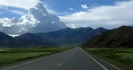 Drive Shigatse - New Tingri