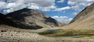 Guidando attraverso il passo di Chang la