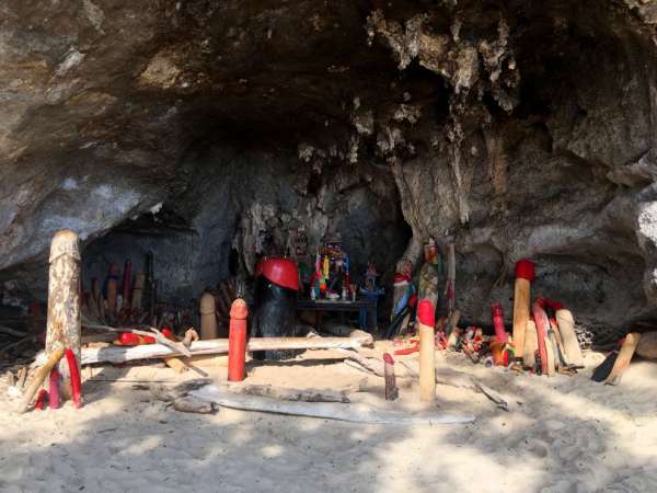 Grotte de Phra Nang