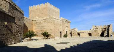 Un tour del castello di Almería