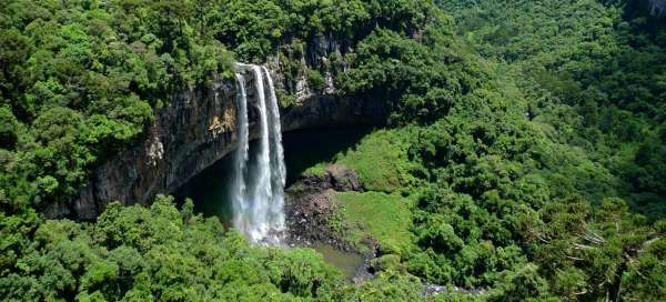 Caracol waterfall: Accommodations