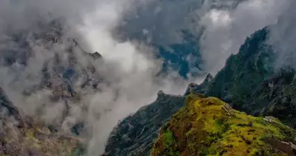 登上 Pico do Arieiro