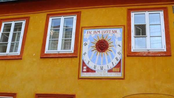 Reloj de sol en Colonia