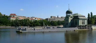 Vodní elektrárna Štvanice