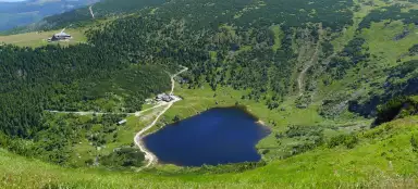 马里湖
