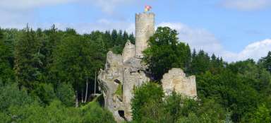 De ruïnes van het kasteel Frýdštejn