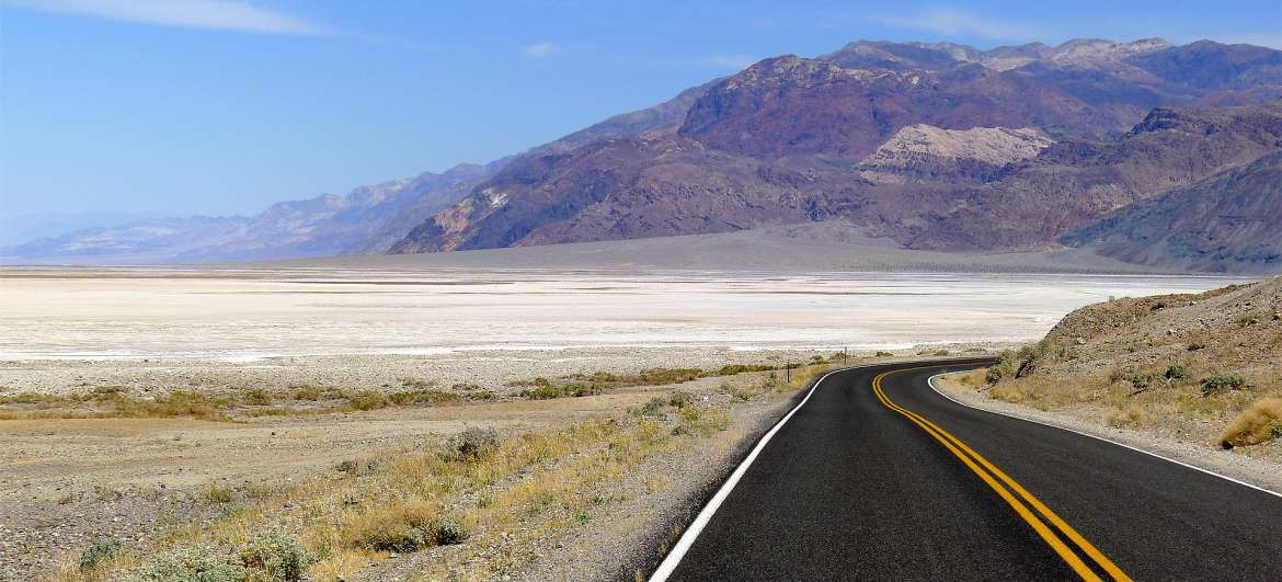 Parque Nacional del Valle de la Muerte: Turismo automovilístico