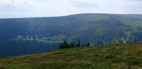 Blick auf Ovčárna und Vysoká hole