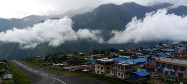 Airport in Lukla: Others