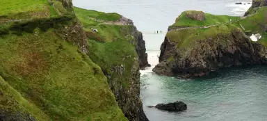 Isla Carrick-a-Rede