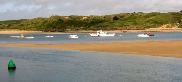 Harbor in Padstow: Weather and season