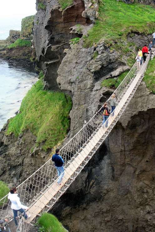 Most Carrick-a-rede zeshora