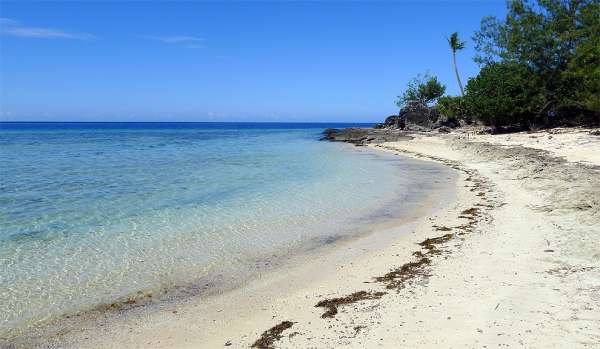 Opuštěná pláž na jihu ostrova