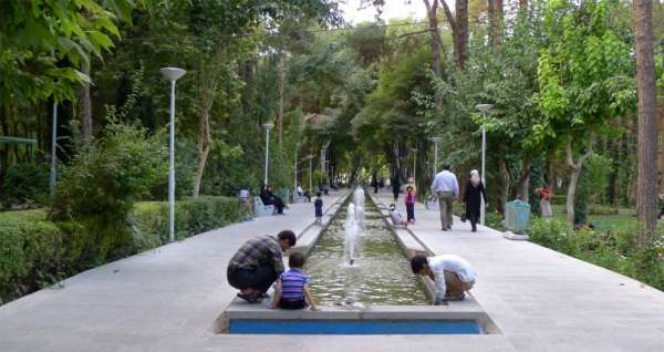 Park Hasht Beheshti