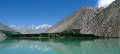 Озеро Аттабад