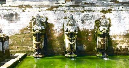 Een rondleiding door de Goa Gajah-tempel