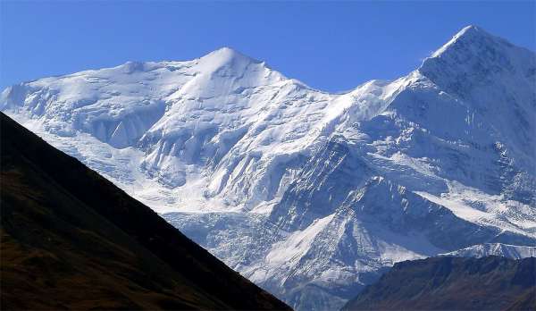 Annapurna III. (7.555 m boven zeeniveau) in detail