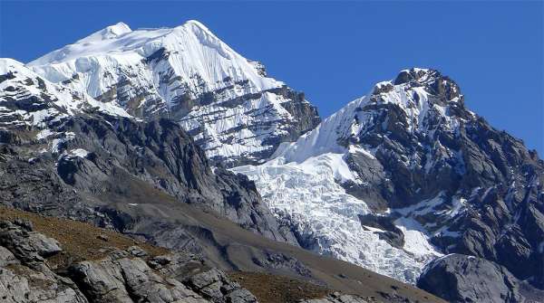 Вид на Пурбунг Гимал