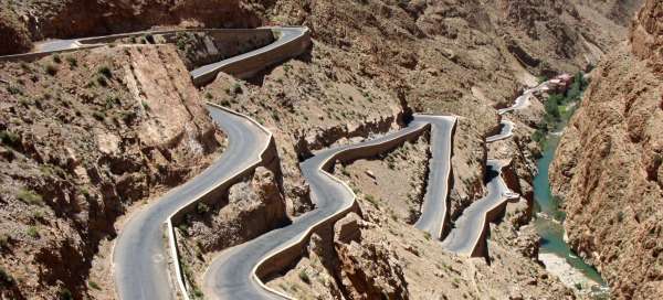 Serpentines in Dades Canyon: Instappen