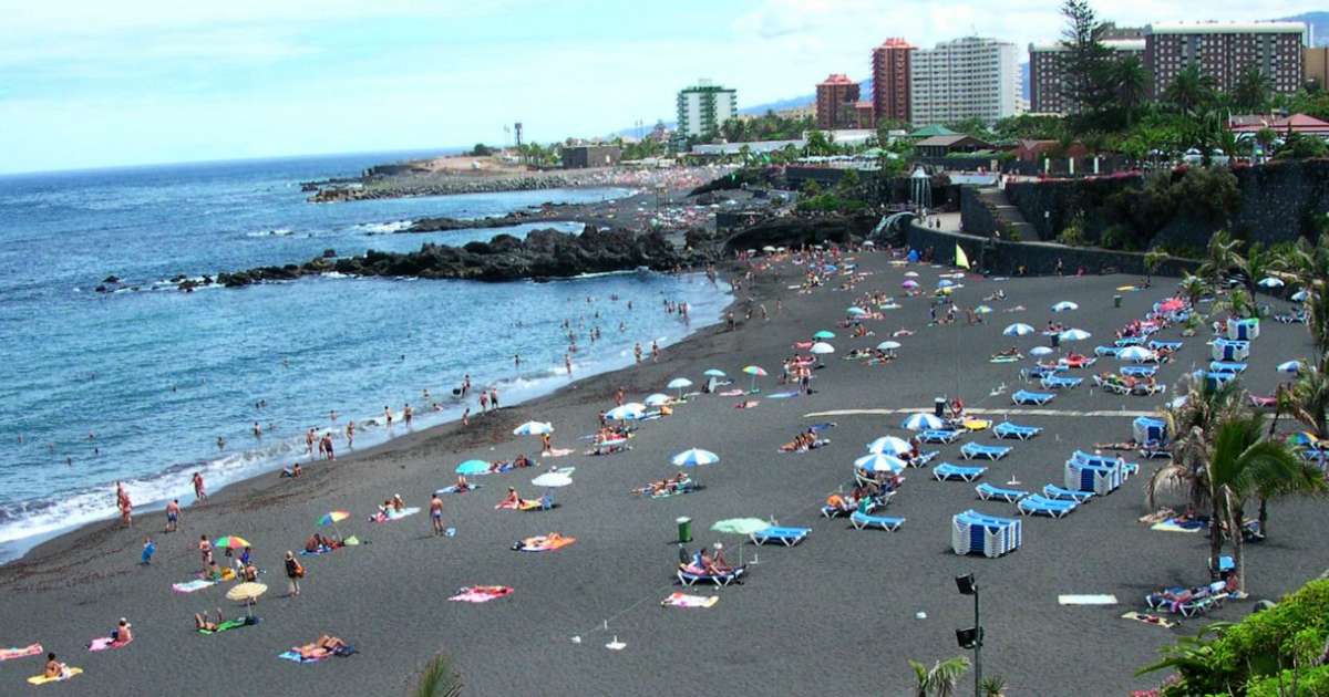 Playa Jardin - The most famous beach in Puerto de la Cruz | Gigaplaces.com