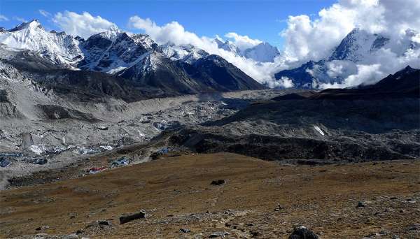 Gorak Shep en de kruising van gletsjerwegen