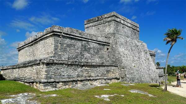 Mayan building