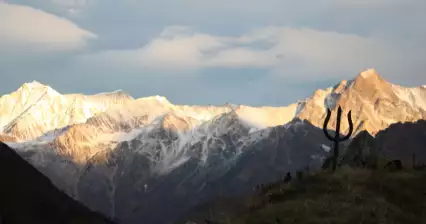 West-Nepal - BaseCamp API Himal 7132m