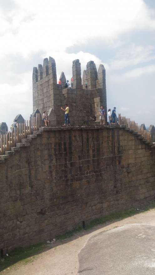 Hrad v Guimaraes