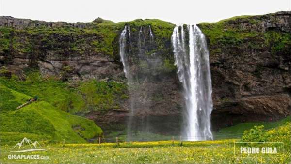 2. Islândia