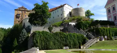 A tour of Bečov nad Teplou