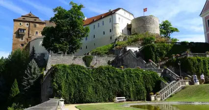 A tour of Bečov nad Teplou