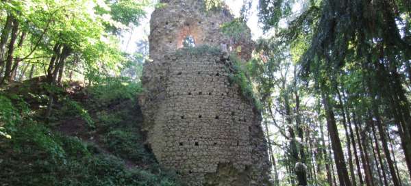 A tour of the ruins of Kynžvart Castle: Transport