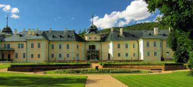 Un tour del castello di Manětín