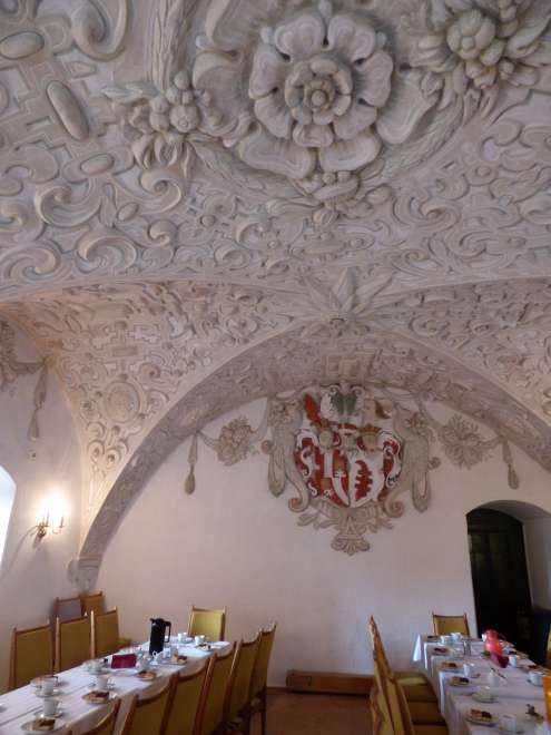 Stucco ceiling