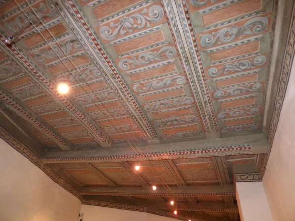 Původní dřevěný strop