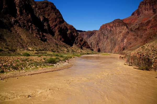 De Colorado-rivier wordt zelden schoon