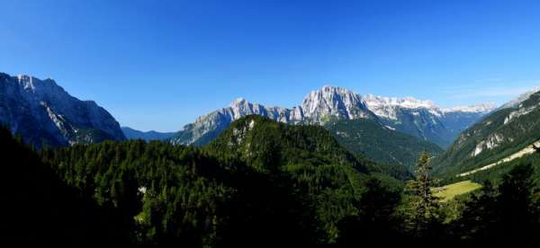 朱利安阿尔卑斯山的景色