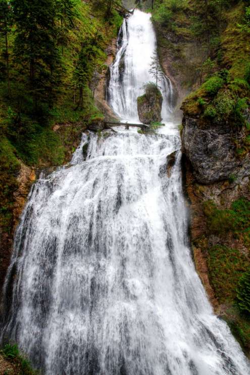 Doppelter Wasserfall