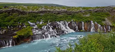 Cachoeira Hraunfossar